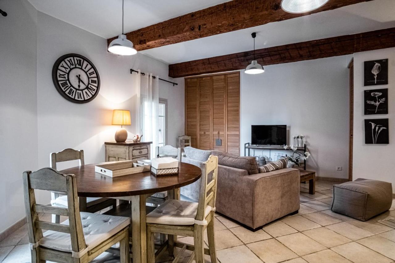 Appartement Au Coeur De L'Isle Sur La Sorgue Exterior foto